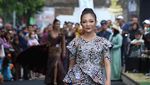 Fashion Show Batik Pedestrian Untuk Tarik Wisatawan