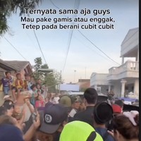 Dari video yang diunggah, terlihat kehebohan yang terjadi saat Verrell berkunjung. Massa yang didominasi oleh emak-emak berusaha untuk mendekatinya. (Foto: Instagram/@bramastavrl)