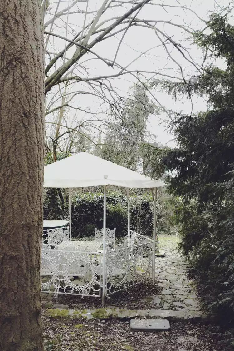 Contoh gazebo.