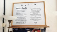 Butik yang menjual busana dengan konsep tradisional dipadukan unsur modern ini merupakan milik Lila Imeldasari.