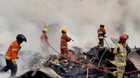 Pabrik lilin Biola Candle memiliki total luas lahan mencapai 3.000 meter persegi. Seluruhnya ludes dilalap api. Dok. Command Center 112 Surabaya