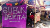 2 bulan belakangan, penghuni kampung tak bisa beraktivitas karen pengelola menutup TPA Sarimukti yang kebakaran (Foto: Whisnu Pradana/detikJabar).