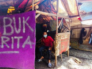 Menyelami Kehidupan Alakadarnya di Kampung Pemulung TPA Sarimukti