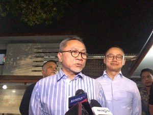 Zulhas Ungkap Isi Rapat TKN di Golkar, Bahas Agenda Tim hingga Cuti Menteri