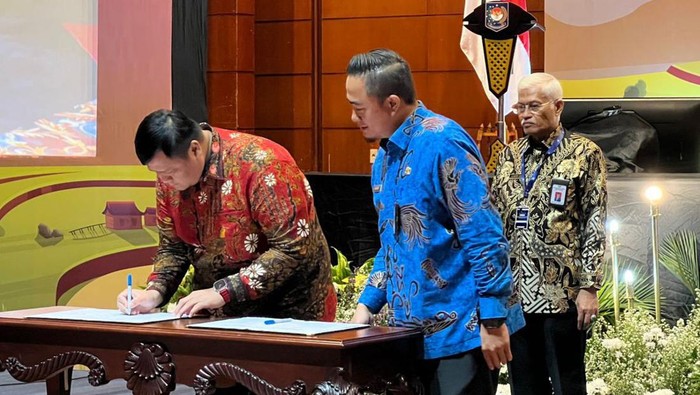 Pemkab Banyuasin mendapat bantuan Rp 76 miliar untuk irigasi pertanian