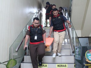 Kejatisu Geledah Kantor Dinas PUPR Sumut, Sita Sejumlah Dokumen