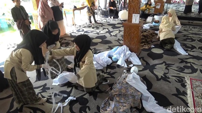 Peringati hari Santri, Pemkab Purwakarta Gelar Lomba Pemulasaran Jenazah Bagi Pelajar SMA Sederajat