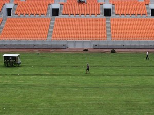 Rumput JIS Dikeluhkan Persija, JakPro Bakal Evaluasi