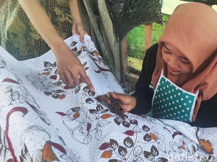 Kampung Batik Sidoarjo Yang Masih Eksis