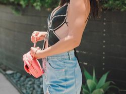 Putri Bungsu Bill Gates Lulus Kampus Elit dan Pamer Pacar Baru