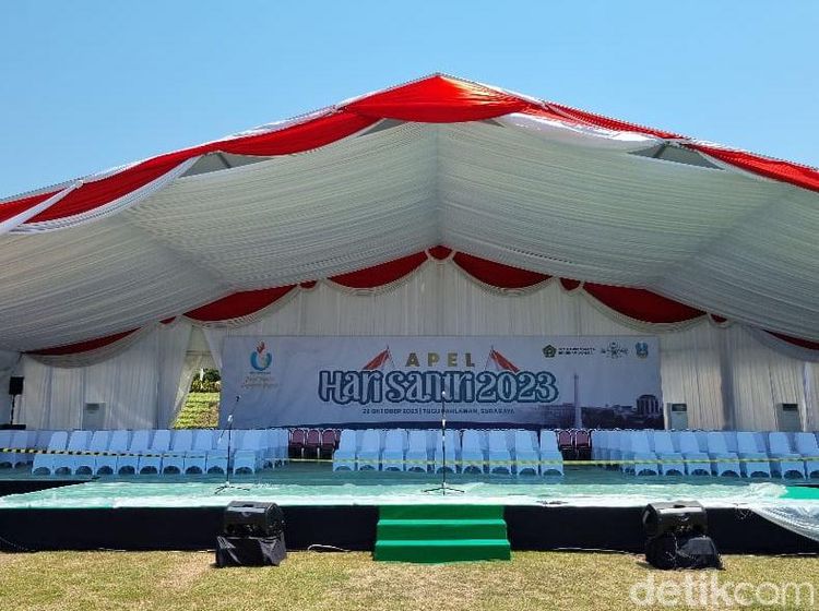 Gaung Puncak Hari Santri 2023 di Surabaya