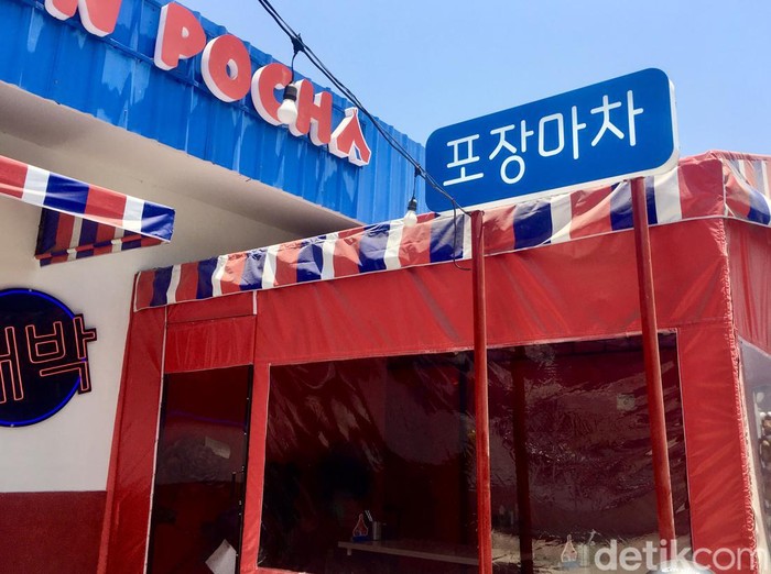 Sachon Pocha menawarkan sensasi makan ala warung tenda di Korea