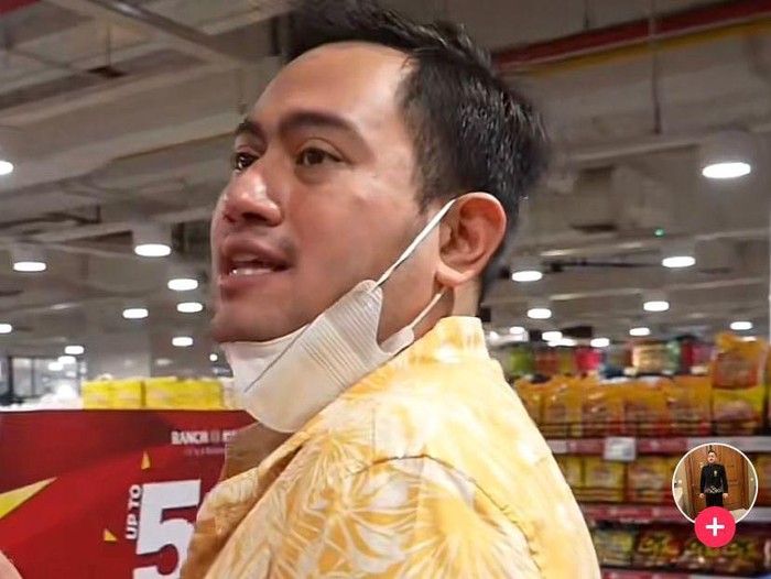 Seru! King Nassar Belanja Bulanan, Pilih Barang Premium di Supermarket