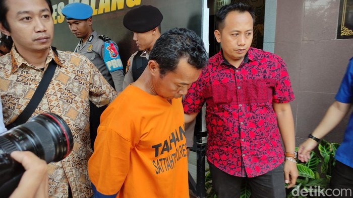 Tersangka Samidi saat dihadirkan dalam konferensi pers di Polres Malang