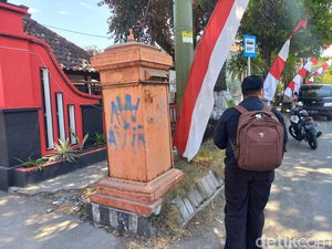 Bis Surat Hilang Ditelan Zaman, Kini Jadi Pemanis Trotoar