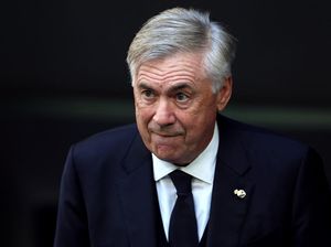 Don Carlo Siapkan Cerutu dan Kacamata Gaya di Pesta Juara Real Madrid