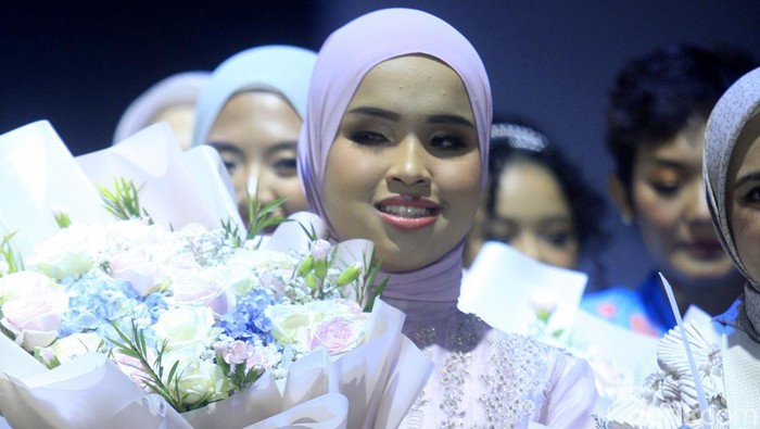 Foto Putri Ariani di acara JMFW 2024
