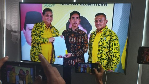 Gibran terima surat keputusan Golkar soal dukungan jadi cawapres (Belia/detikcom)