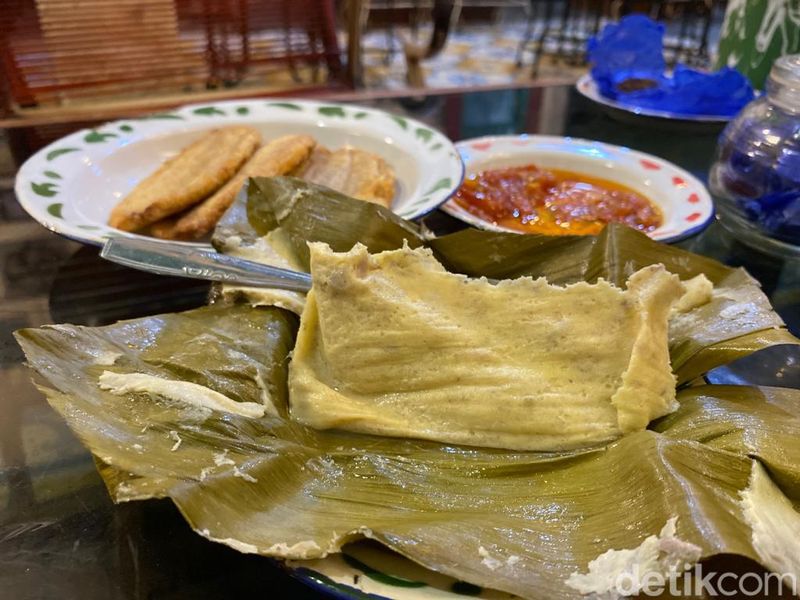Kopiriolo, tempat ngopi bergaya klasik di Makassar