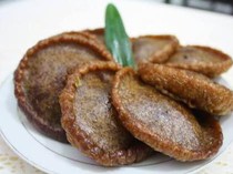 Lezatnya Kue Pinyaram, Sejenis Kue Cucur Khas Minangkabau