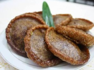 Lezatnya Kue Pinyaram, Sejenis Kue Cucur Khas Minangkabau