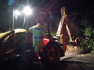 Jalan Lintas Subulussalam-Sumut Tertimbun Longsor, Ini Jalur Alternatif