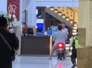 Heboh Pemotor Nyelonong ke Dalam Stasiun Jogja, Ngaku Mau Pulang