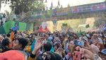 Potret Lautan Manusia Saat Jalan Santai Hari Santri 2023
