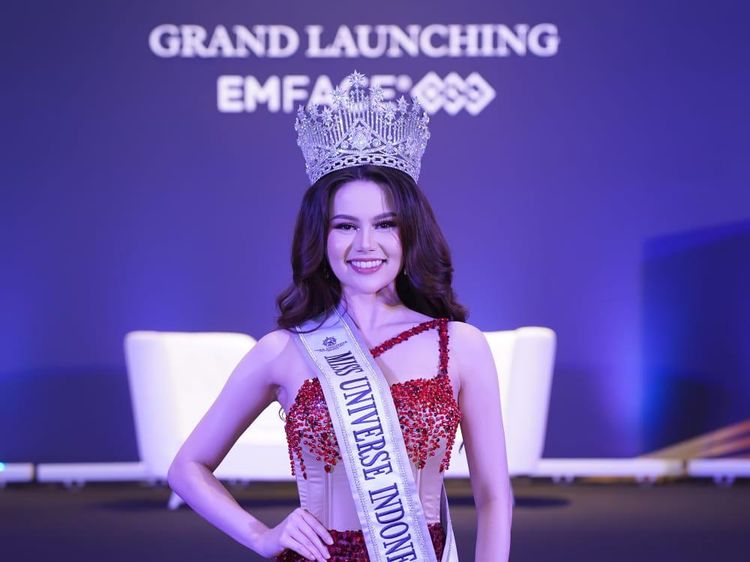 Potret Miss Universe Indonesia yang Makin Bersinar