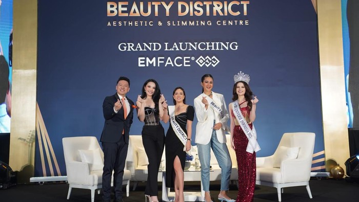 Potret Miss Universe Indonesia yang Makin Bersinar Potret Miss Universe Indonesia yang Makin Bersinar