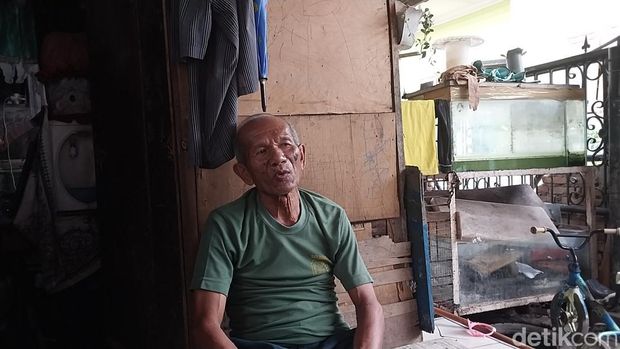 Ridwan Hutagalung, salah seorang mantan pekerja NV Deli Klei