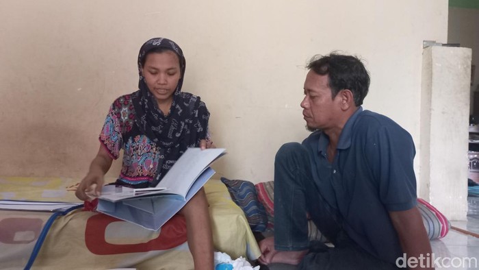 Siti Nurhayati, IRT di Jambi diamputasi usai kakinya disuntik saat berobat jantung.