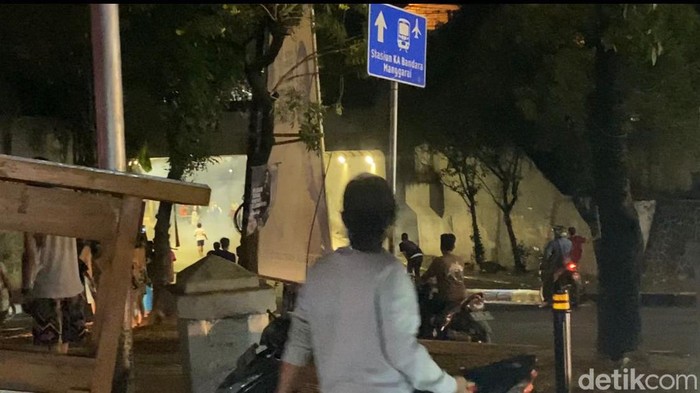 Tawuran di kolong flyover Manggarai, Tebet, Jakarta Selatan, Sabtu (21/10/2023) sekitar pukul 18.45 WIB.