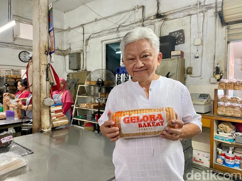 Toko Roti Gelora 'Bakery Jadul' yang Populer di Era 80an hingga Sekarang