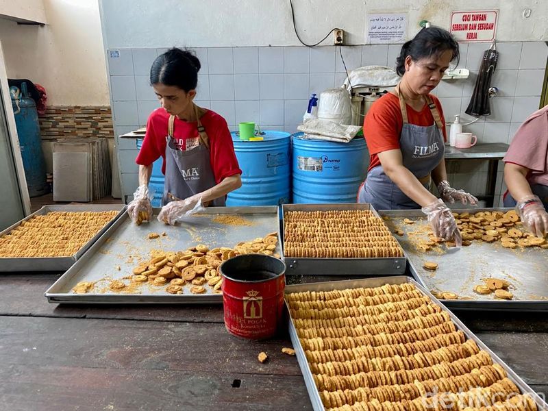 Toko Roti Gelora 'Bakery Jadul' yang Populer di Era 80an hingga Sekarang