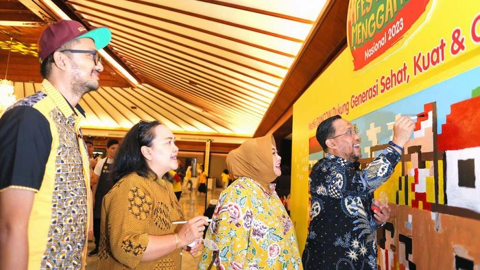 Festival Menggambar Nasional 2023 digelar di sejumlah kota. Festival ini mampu mendorong stimulasi anak pada keterampilan kognitif, motorik, analisis visual.