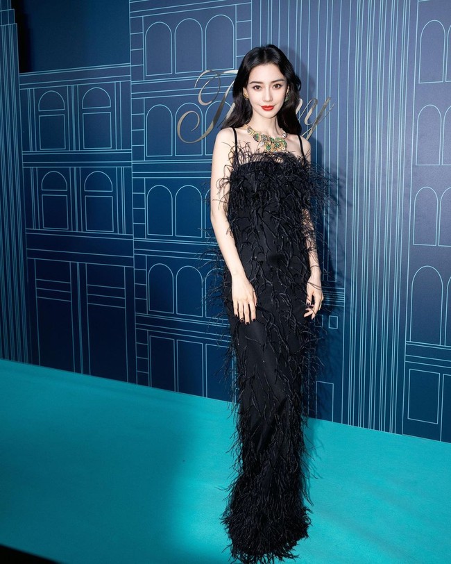 Selain mengenai Lisa, Crazy Horse pun sempat memberi pernyataan mengenai kehadiran Angelababy. Berbeda dengan berbagai laporan yang beredar, wanita 34 tahun itu disebut tiadk pernah datang ke sana.  Foto: Instagram @angelababyct