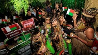 Sampoerna Academy kembali menggelar perayaan United Nation Day yang diikuti oleh seluruh siswa dari tingkat Early Learning/PAUD hingga Sekolah Menengah Pertama. Dalam kegiatan ini, para siswa menghias ruang kelas yang bertemakan budaya dari beberapa negara.  Selain itu, para siswa juga tampil mengenakan busana dari berbagai negara. Seperti murid Grade 2 yang sedang menggunakan busana dari Papua Nugini dan mengunjungi ruang kelas dengan nuansa budaya negara Madagaskar. Perayaan ini diselenggarakan di Sampoerna Academy Campus BSD, pada Sabtu 21 Oktober 2023. 