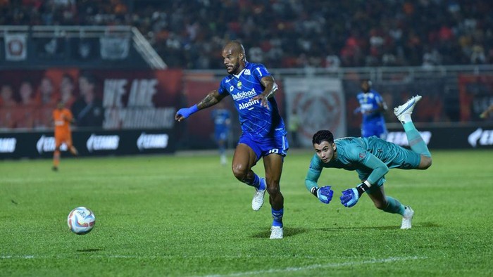 David da Silva di laga Borneo FC vs Persib Bandung, Sabtu (21/10/2023).
