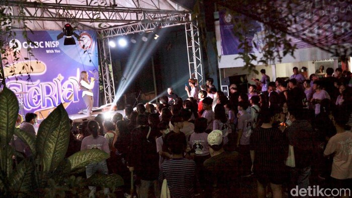 Sekolah Santo Yoseph dan SMK Global Multimedia, bekerja sama dengan Bank OCBC NISP menggelar acara tahunan “Event Uncaged Asteria”. Begini momennya.