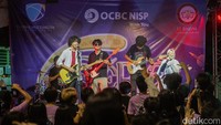 Sebagai bukti dari dedikasi sekolah kami terhadap keberlanjutan lingkungan, setiap peserta akan menerima bibit tomat atau cabe, beserta petunjuk penanaman. Inisiatif ini dirancang untuk mempromosikan ketahanan pangan dan memberikan penyuluhan kepada peserta tentang cara mengurangi limbah digital, terutama dalam bentuk email spam.