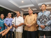 Foto-foto Lengkap Prabowo Umumkan Gibran Jadi Cawapres