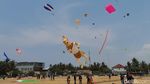 Keseruan Kite Festival di Langit Pangandaran
