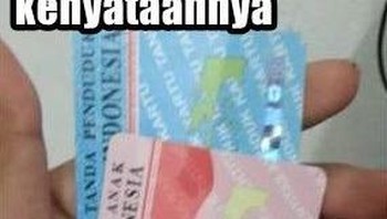 Ternyata KTP sama KIA. Kirain uang seratus ribu dan gocapan. Foto: 1cak
