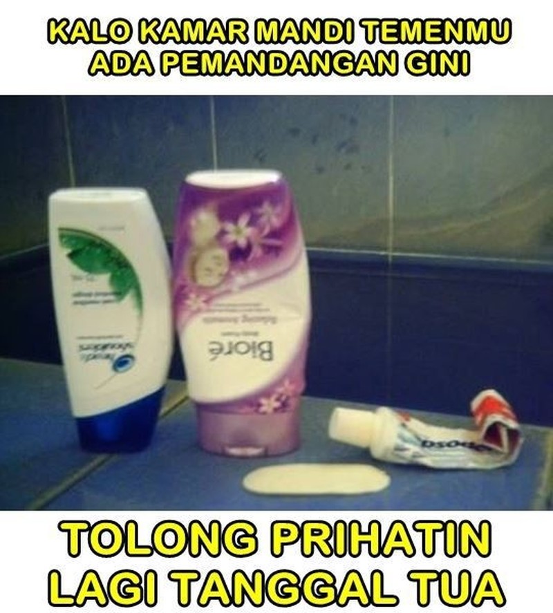 Sudah tanggal tua nih, sabar-sabar ya menanti gajian cair ke rekening. Lihat meme berikut deh buat menghibur kalian.