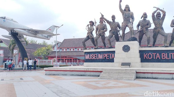 Menengok Museum PETA Blitar