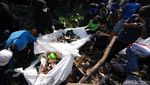 Penampakan Sampah Dibersihkan Pandawara-Pemkot di Kampung Nelayan Makassar