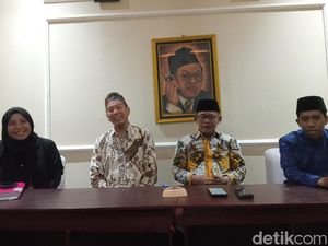 Yuk! Ke Pameran Artefak Peninggalan Nabi Muhammad SAW di Cirebon