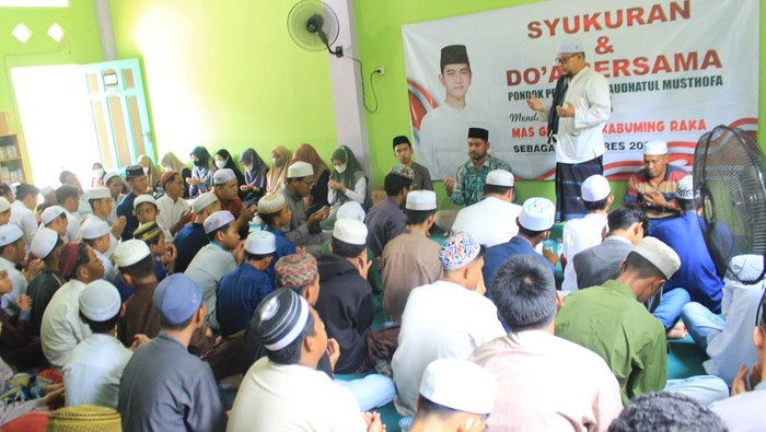 Pesantren Raudhatul Mustofa