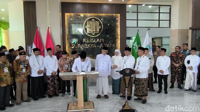 Presiden Jokowi Resmikan RSIS A.Yani Presiden Jokowi Resmikan RSIS A.Yani